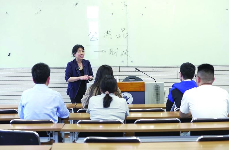 何杨：从求知到传承 用财税智慧赋能家乡发展