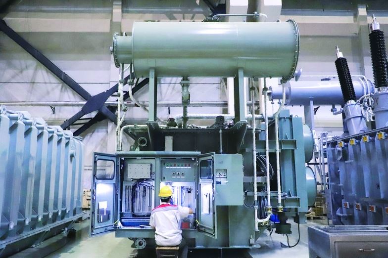 重庆博瑞出口希腊6台变压器一次性通过出厂试验