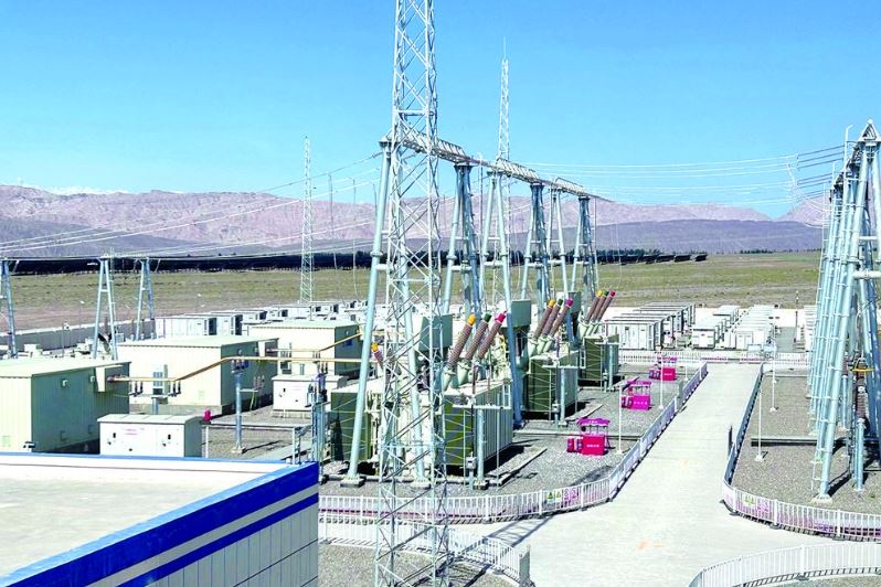 荒漠变绿电 重庆博瑞助力喀什大型光伏治沙项目并网投运