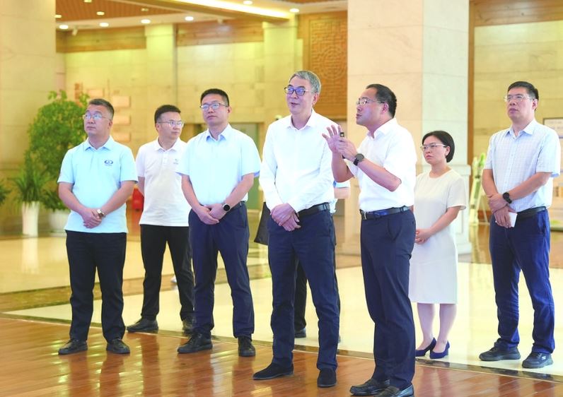 重庆市政府副市长徐建来涪调研外经外贸工作