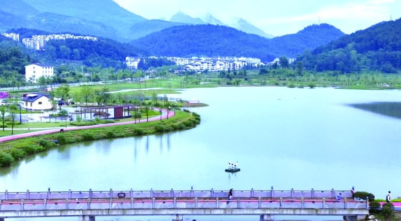 “北纬30°花园城市”开启夏日盛宴