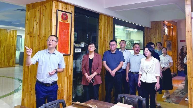 九三学社中央副主席刘晓梅来涪调研 在建言资政和凝聚共识上双向发力