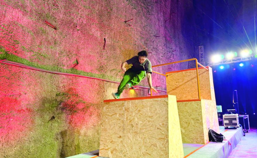 2025重庆涪陵816全民体能挑战大赛  四省市跑酷爱好者同台竞技