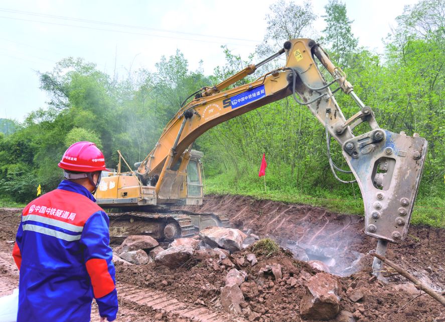 涪陵绕城高速李渡至新妙段开工建设