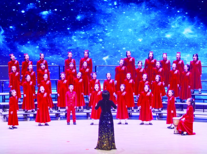 涪陵举办第十届中小学生艺术展演暨课后服务美育成果展（合唱专场）  1400余名学生演绎“和声之韵”