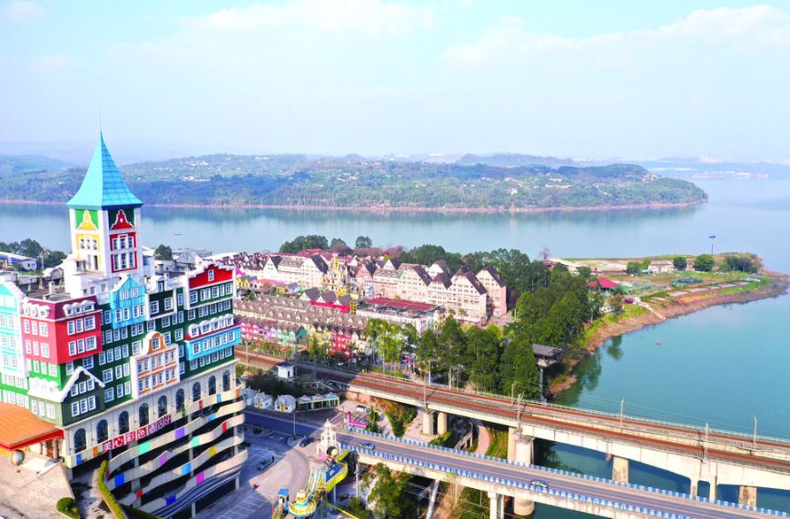 “退厂兴旅”守护长江生态 美心红酒小镇谱写乡村振兴新画卷