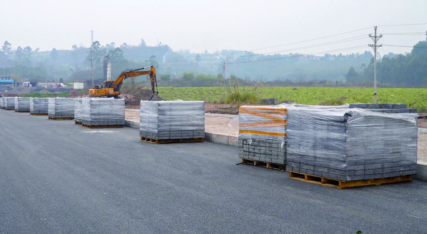 涪陵高新区这条路预计二月中旬基本完工 保障榨菜运输畅通