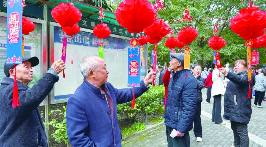 欢喜庆元宵 热闹齐游园