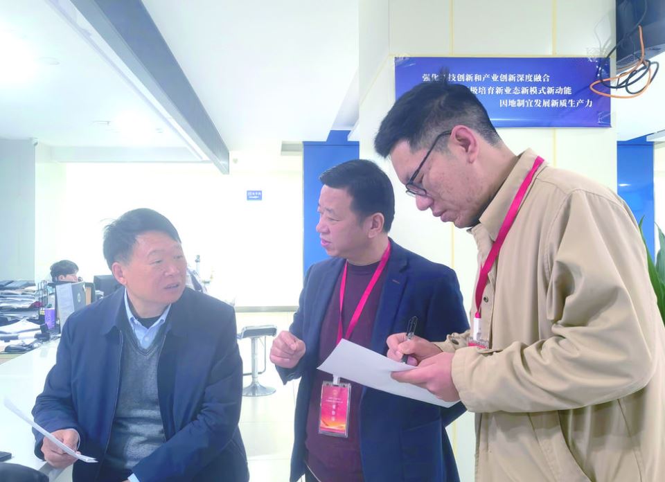 创新监督“接地气” 民意直通“零距离” 涪陵区人大常委会将全过程人民民主融入社保服务一线